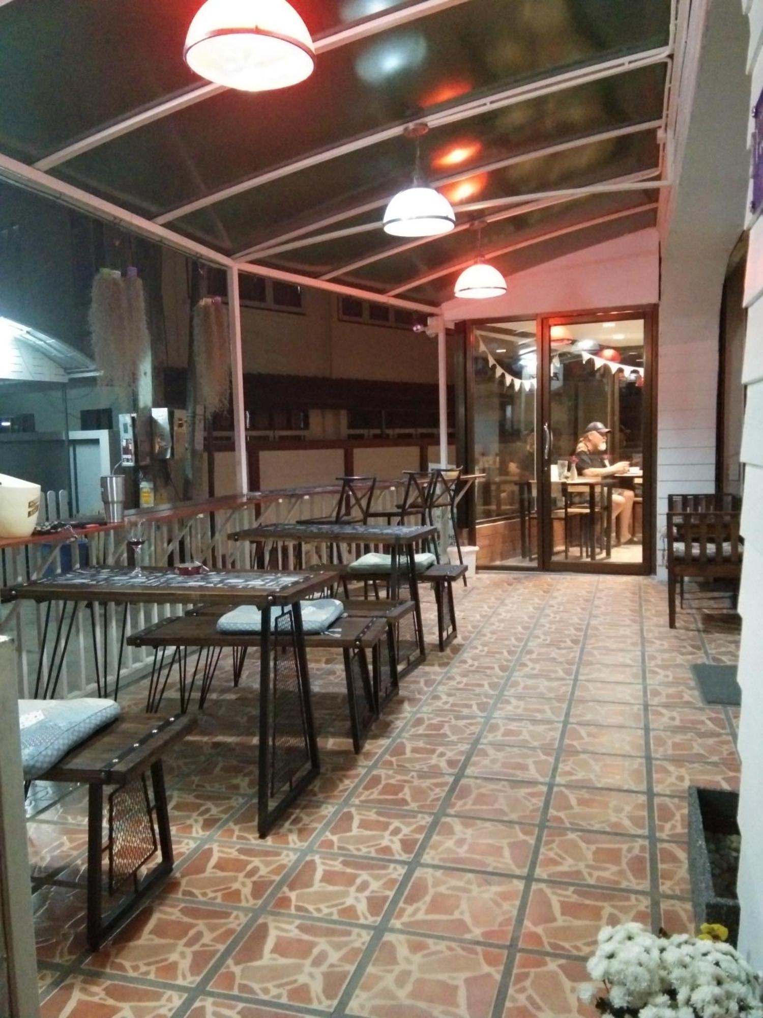 Born Guest House Chiang Mai Exterior foto